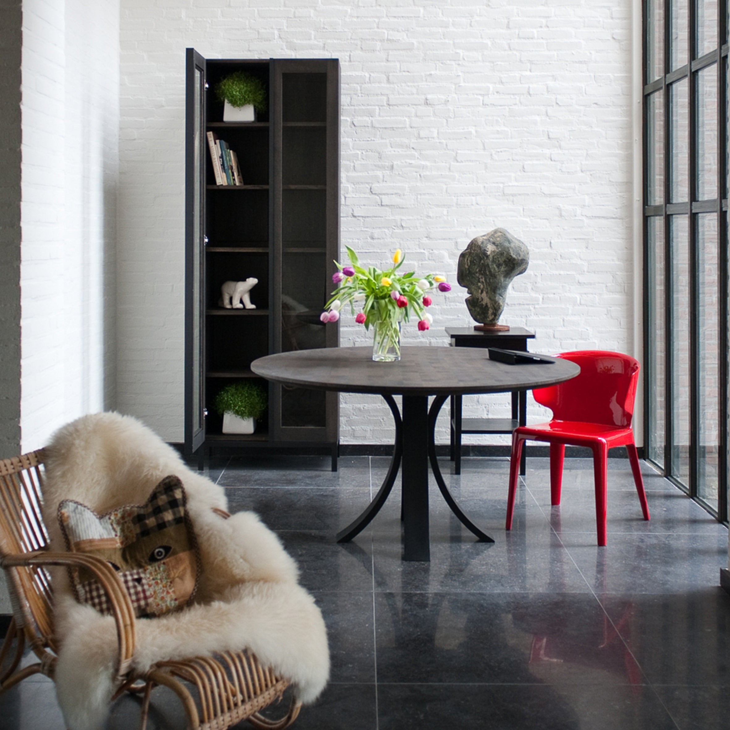 Kops Slim Round Dining Table