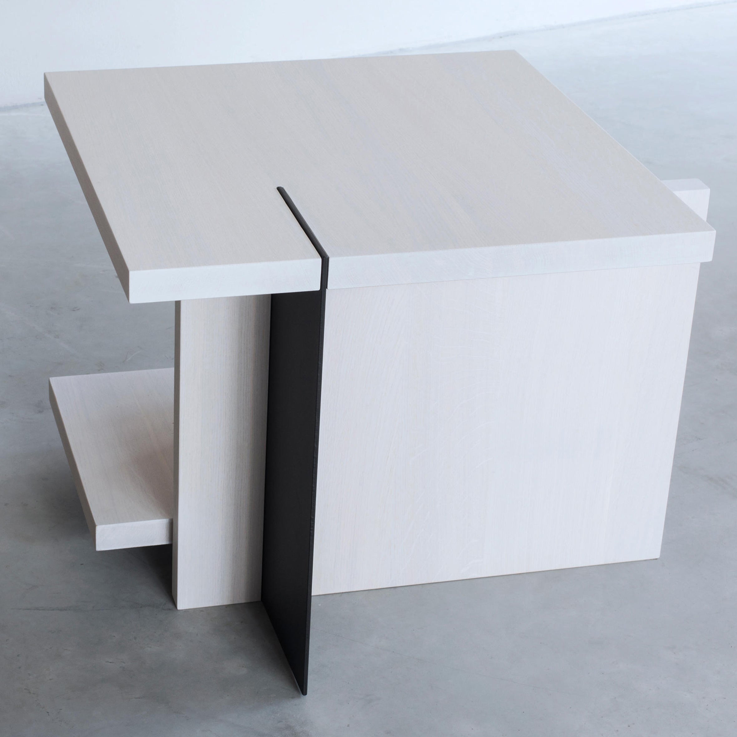 Stijl Side Table