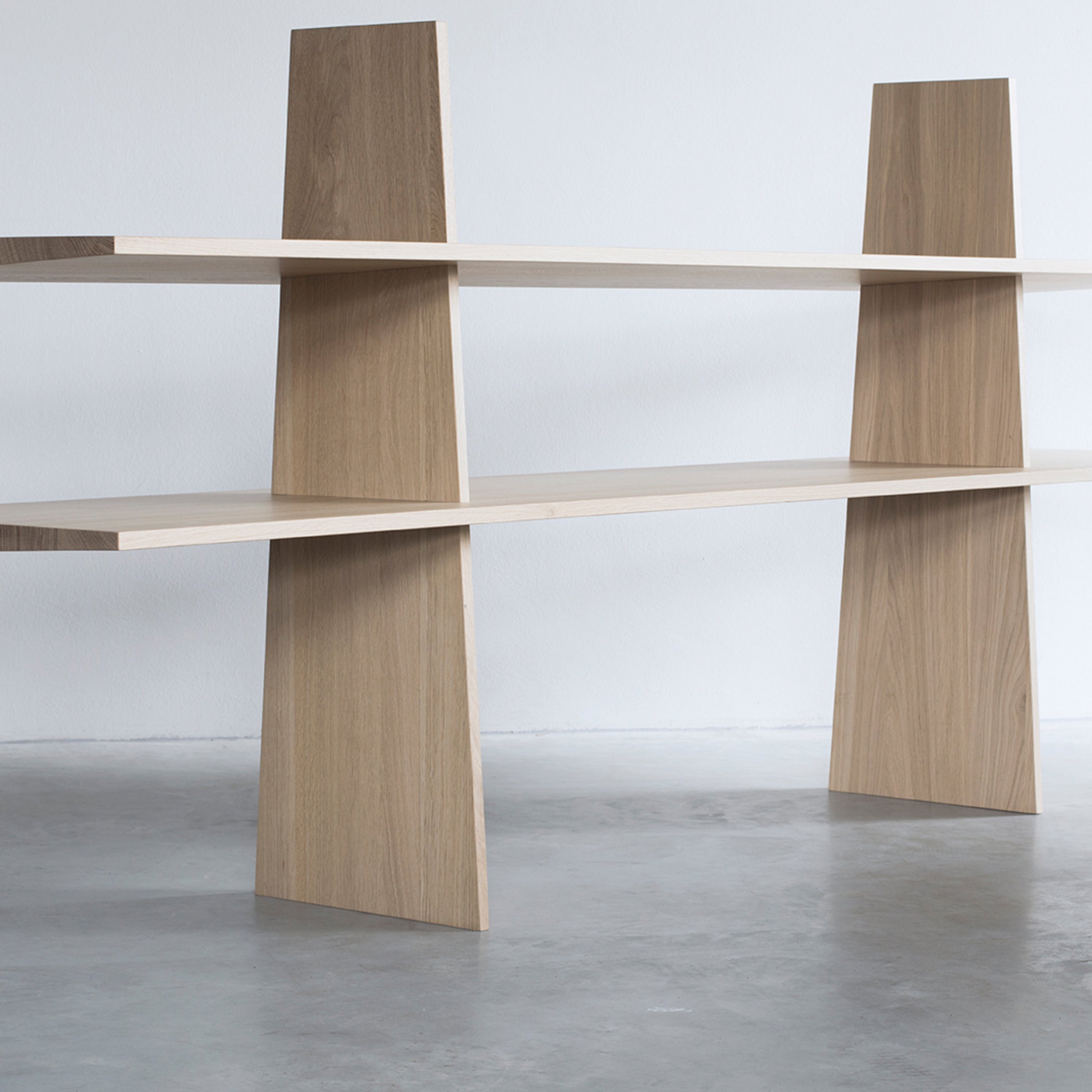 T-Elements Bookcase
